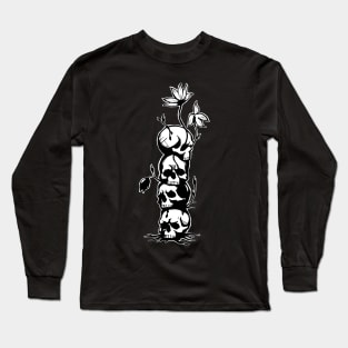 skulls and flowers Long Sleeve T-Shirt